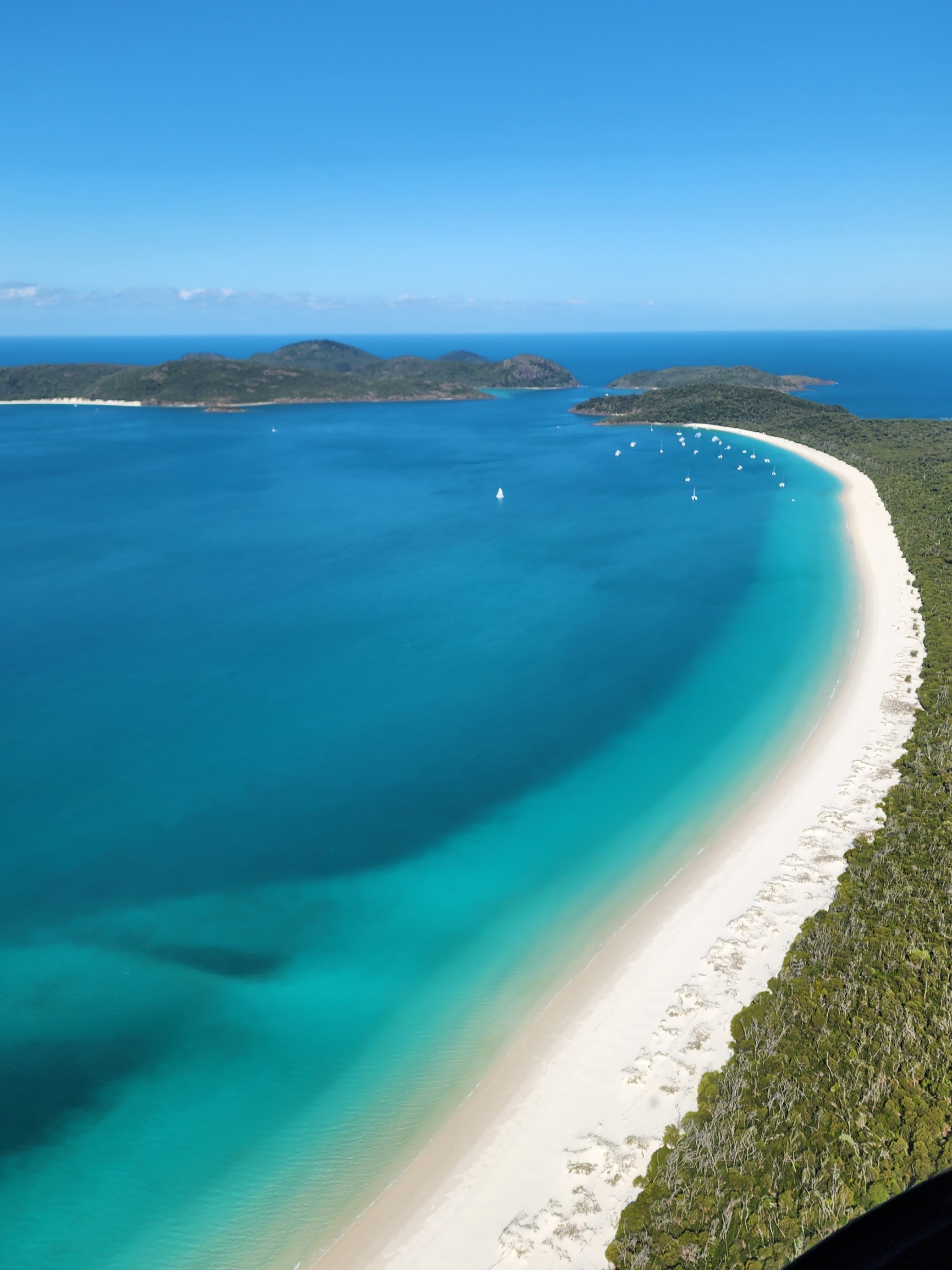好圣灵群岛假日（Whitsunday Islands） 圣灵群岛距离昆士兰州海岸 55 公里，澳洲的