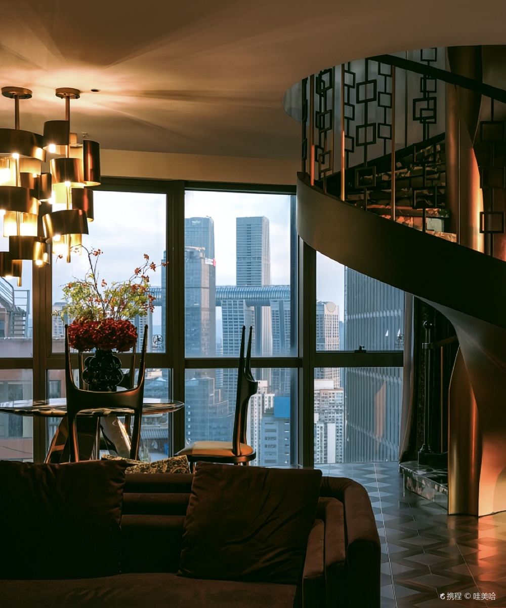 重庆江岛假日高空酒店(解放碑洪崖洞店)图片