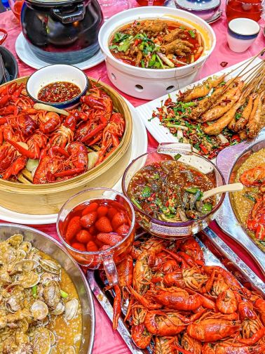 吮指虾皇海鲜烧烤(世纪城店)