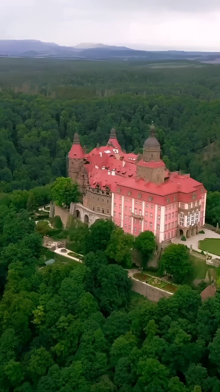Zamek Ksi 扎梅克城堡