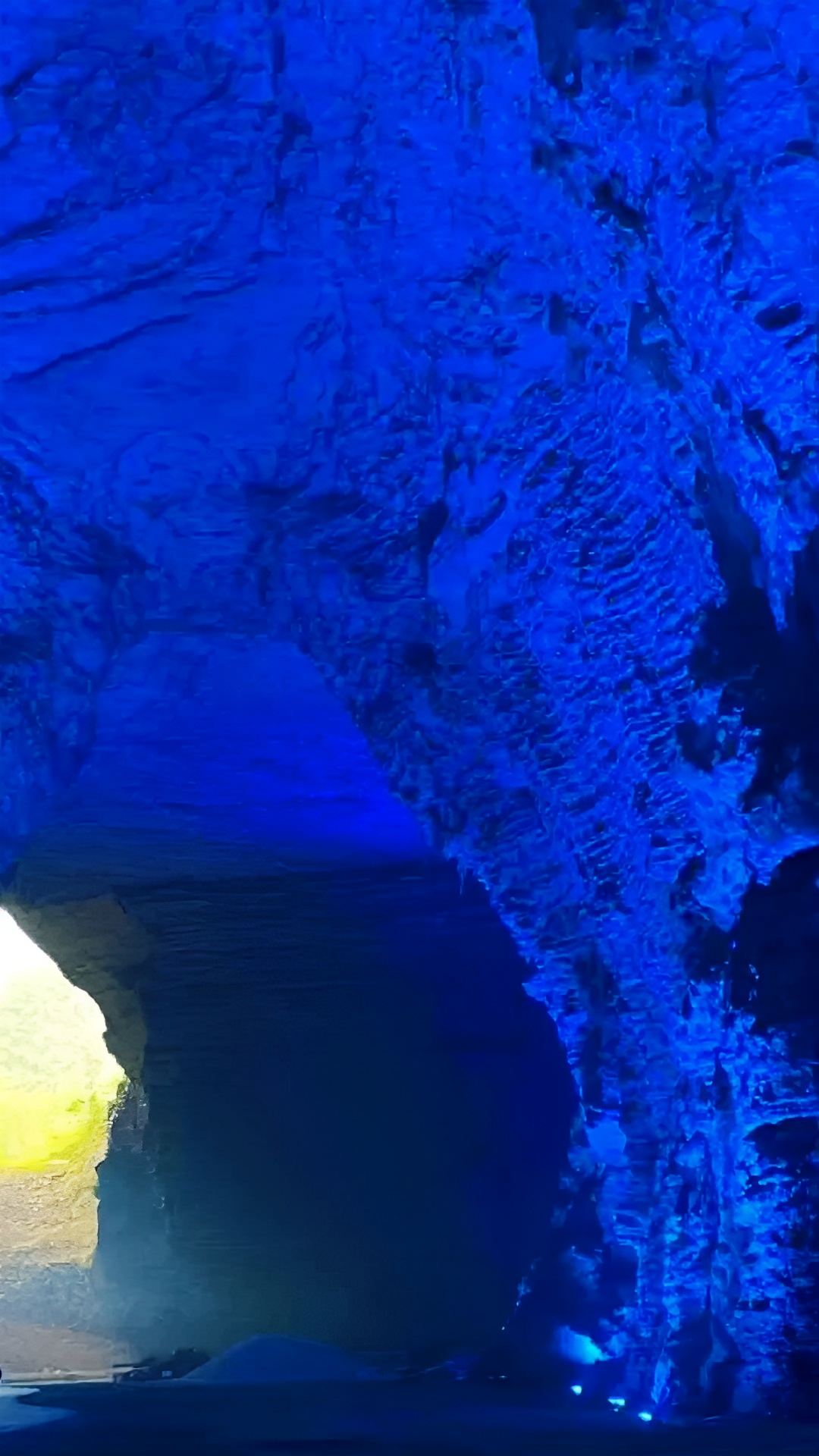 广西河池竟然藏着世界级的地下大峡谷！✅导航：广西河池南丹县里湖乡瑶望天下景区。  瑶望天下景区分为三