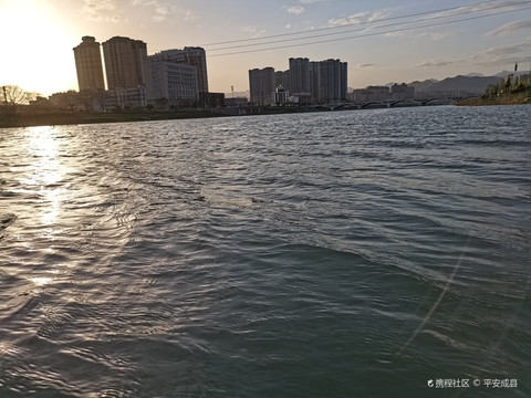 成县东河越来越美了