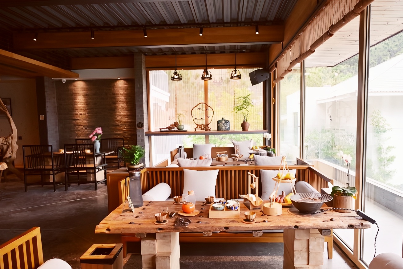 山海行旅·瑜上山间汤池养生度假酒店餐厅图片