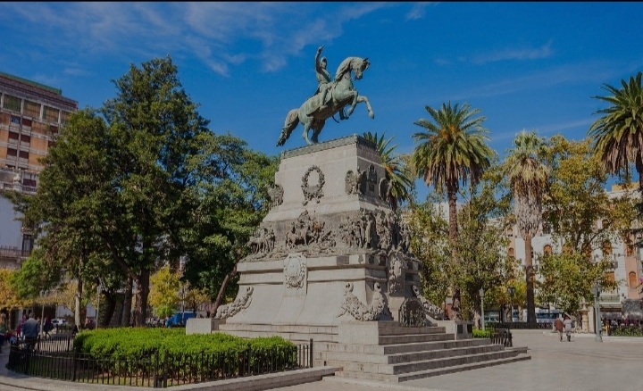 科尔多瓦，阿根廷第二大城市，位于阿根廷中部偏北，春节期间去的，天气非常舒服，不冷不热，有着五百年历史