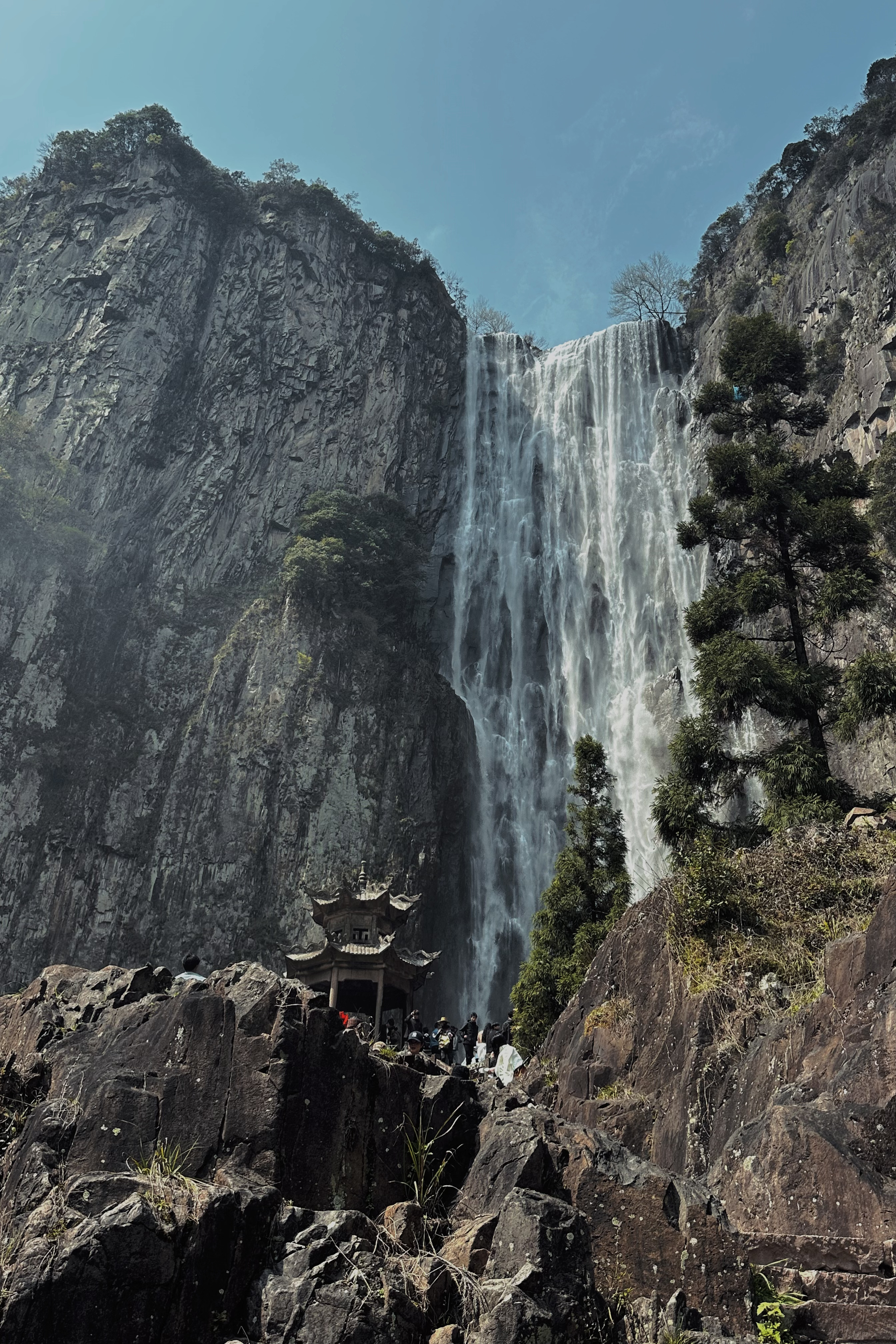 温州，别错过这个天下第一高的瀑布！百丈漈