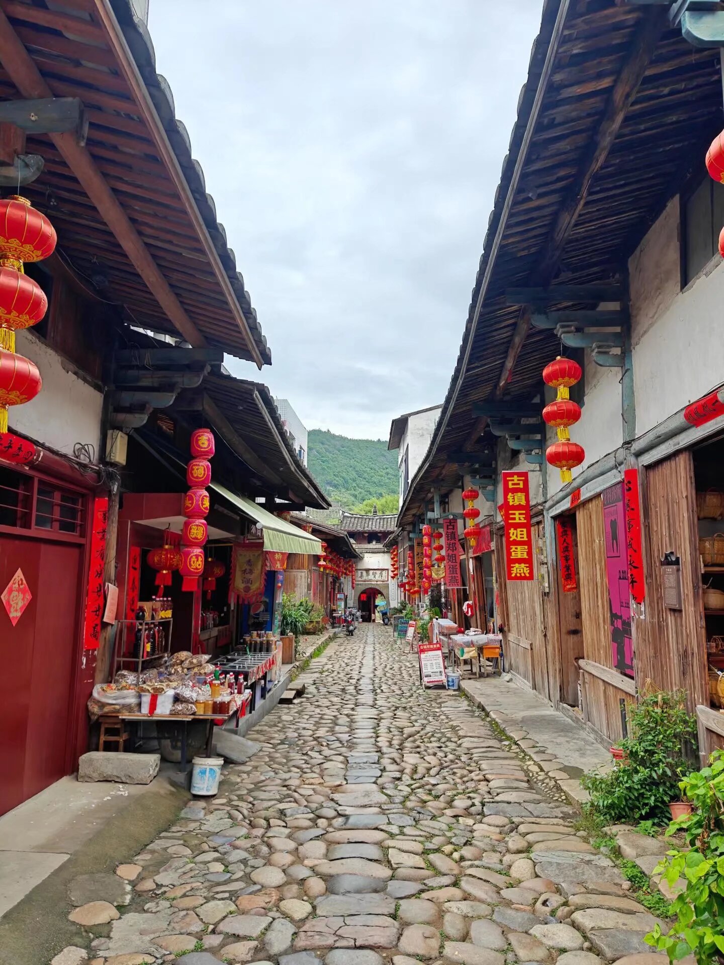 老地方菜馆(嵩口古镇店)餐厅图片