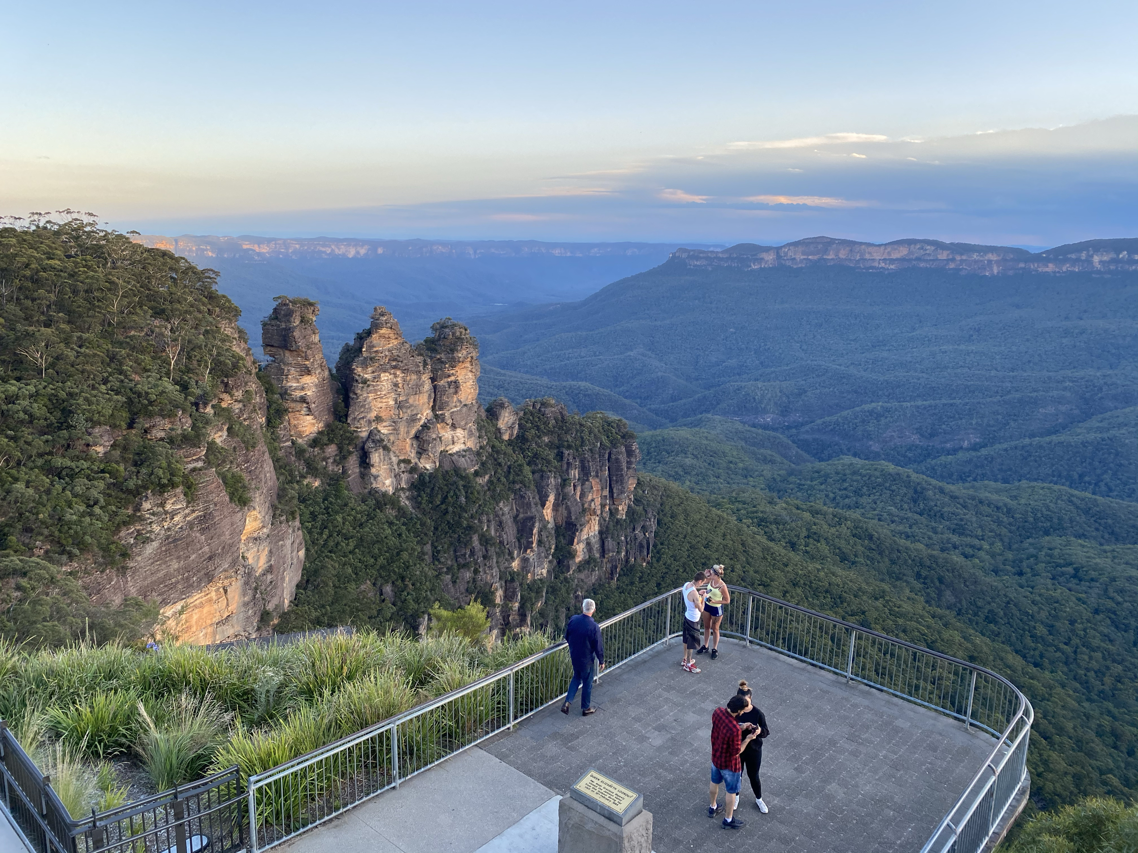 #悉尼蓝山 三姐妹峰  让人心旷神怡的蓝山