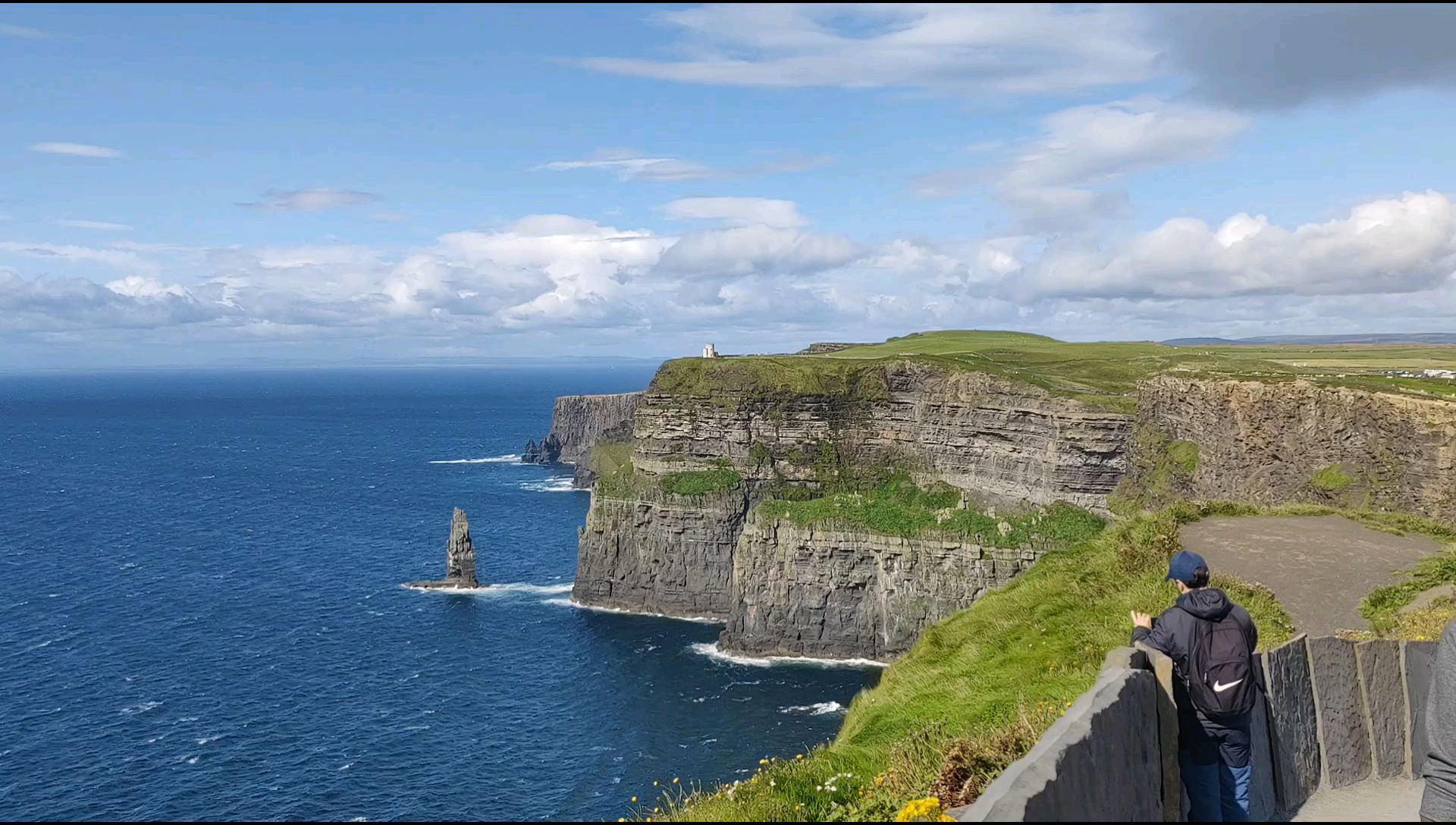 被称为地球上最美的悬崖—爱尔兰莫赫悬崖#大自然的奇观