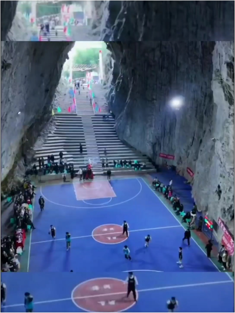 纳雍县  猪场乡  溶洞篮球场