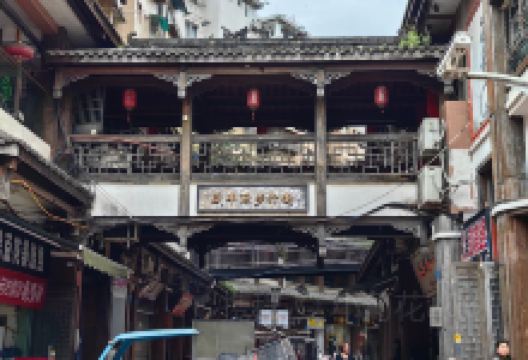 盛丰源步行街购物图片