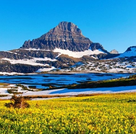 冰川国家公园（Glacier National Park）位于美国蒙大拿州西北部，成立于1910年，