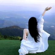 空气都是甜的啦