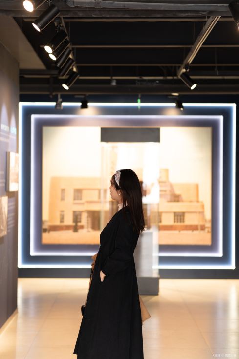 Gallery 4