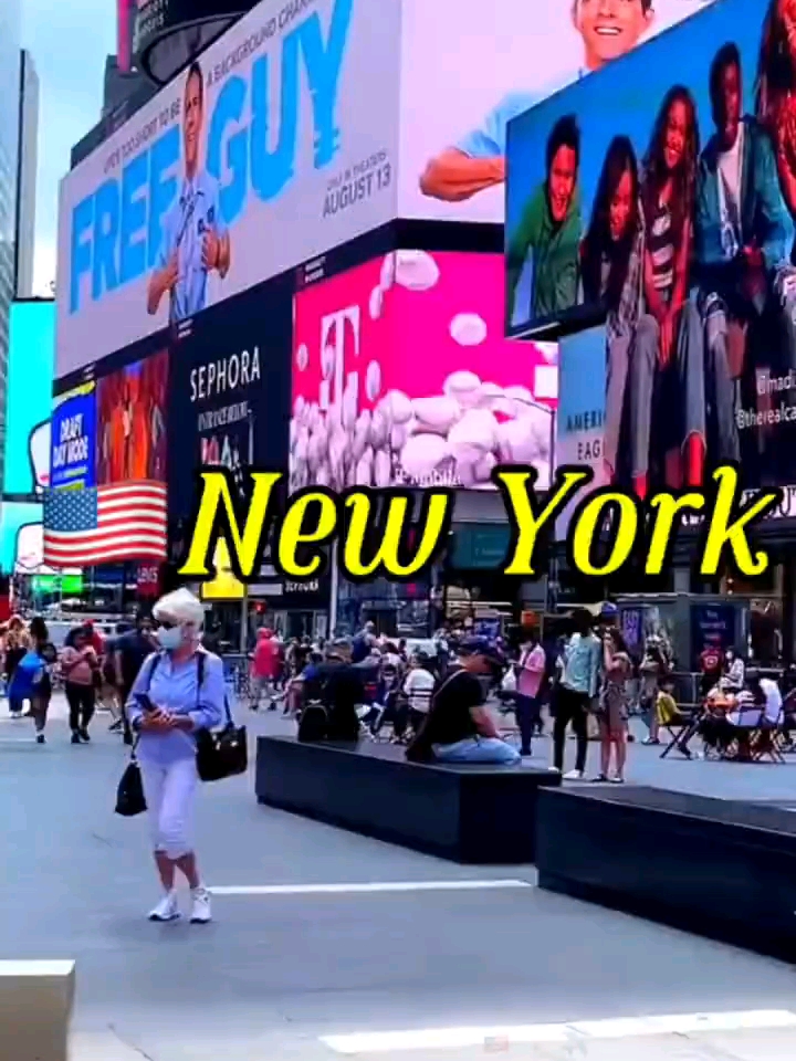 在纽约的时代广场，感受到这座城市