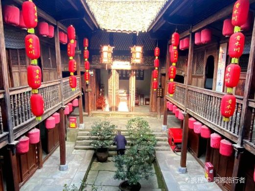 回龙阁