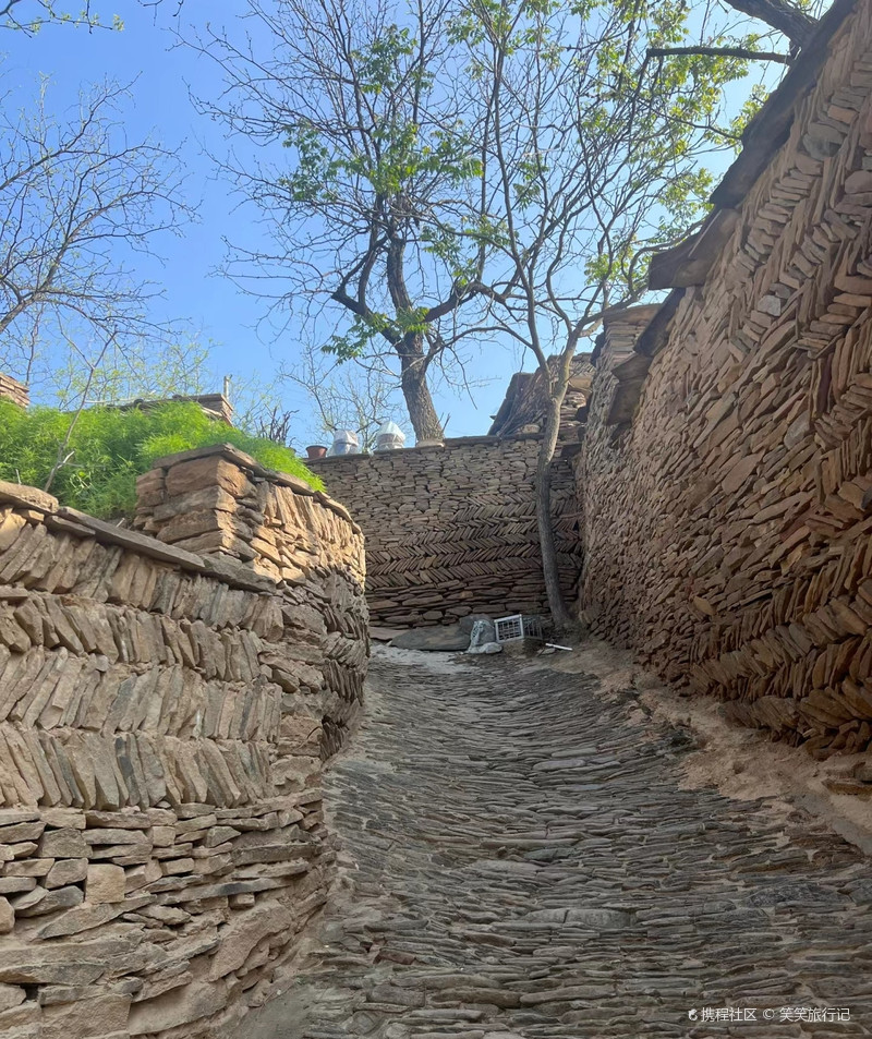 以下是关于双水村的详细攻略：