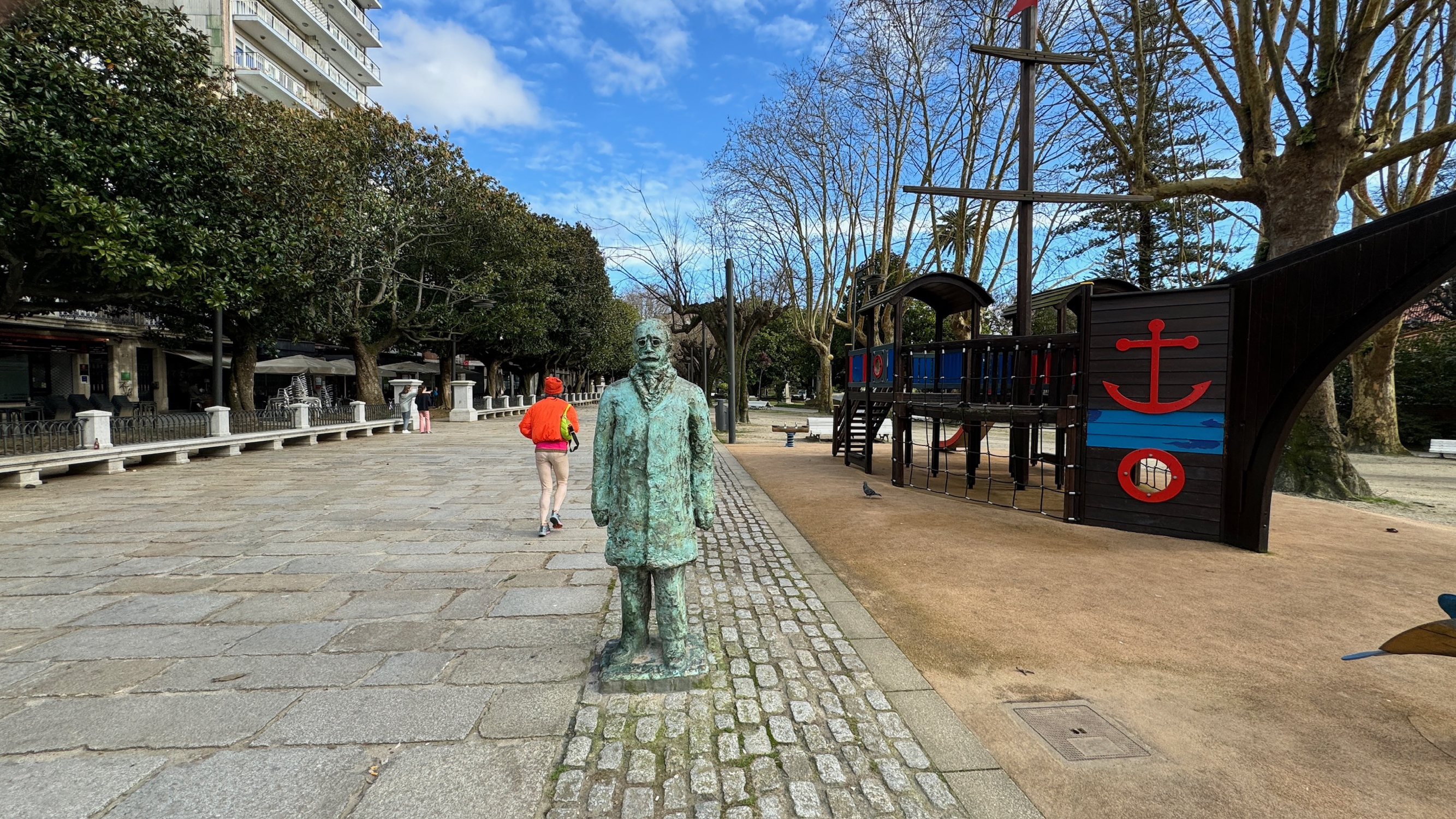 何塞·卡纳莱哈斯·门德斯雕像Escultura de Jos