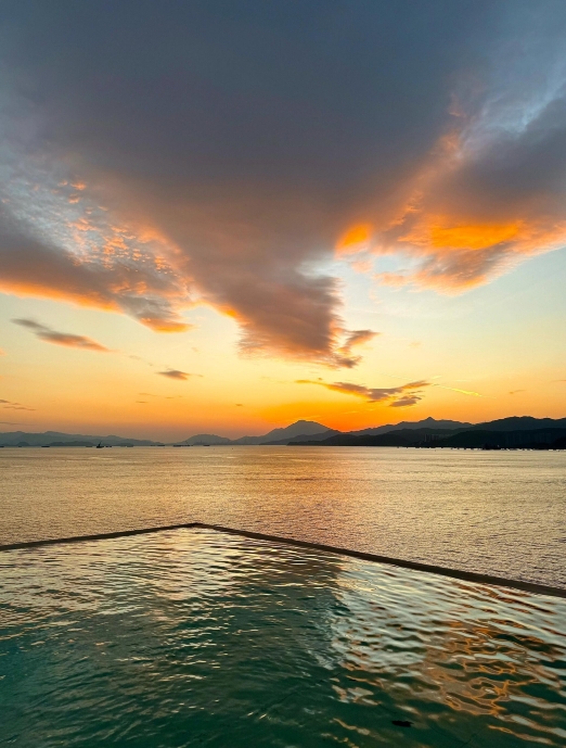 秘野·贝拉礁石海景餐厅
