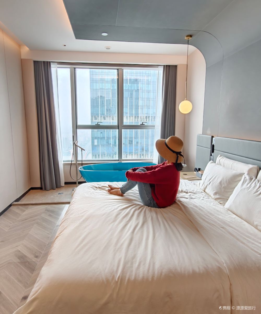 南昌艾溪湖东地铁站亚朵S酒店图片