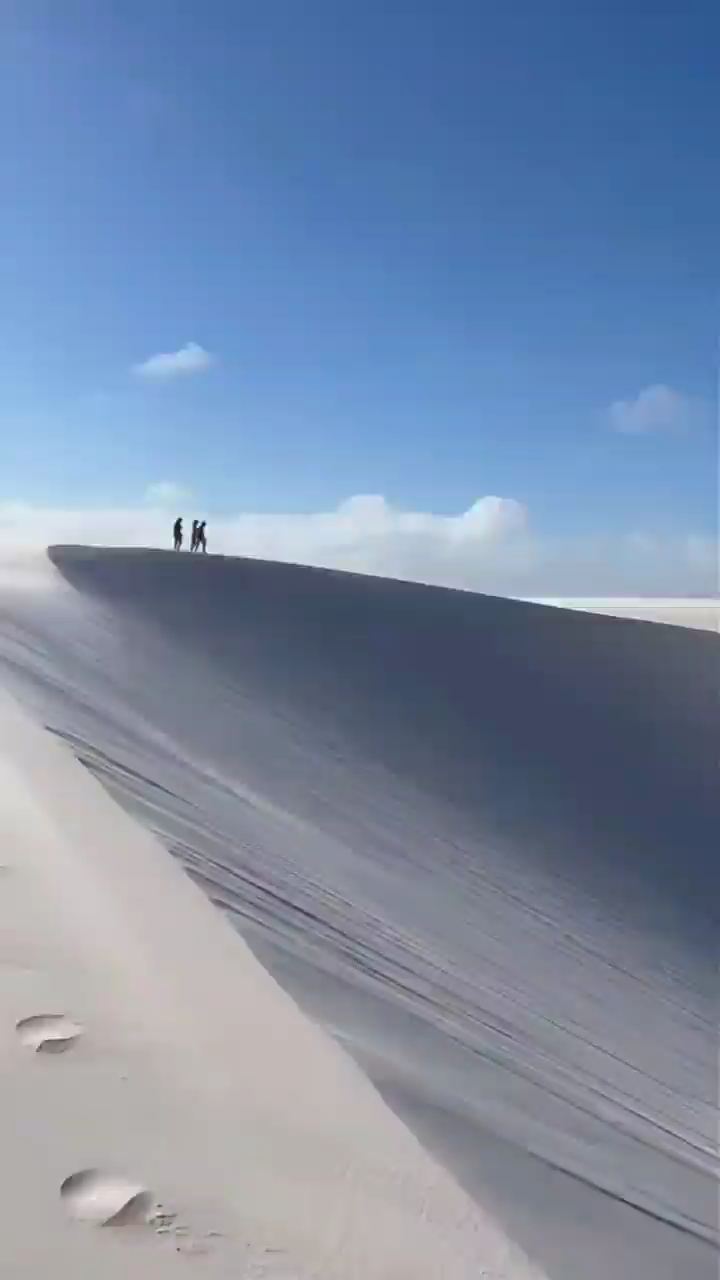 你见过水比沙子还要多的沙漠吗？太神奇了！