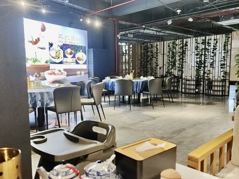 龙入疆域精致西北菜(国瑞升平里店)