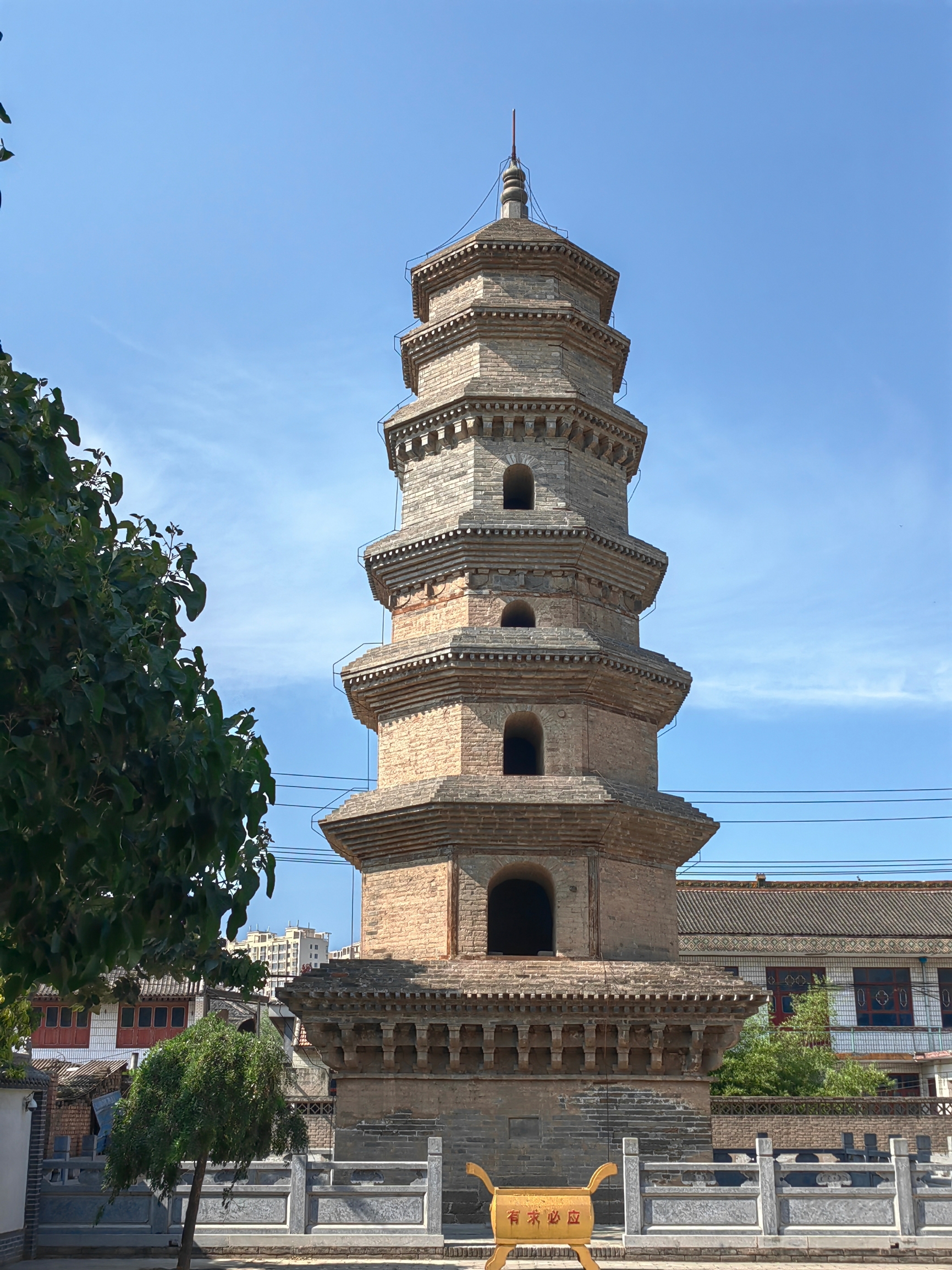 山西闻喜保宁寺塔