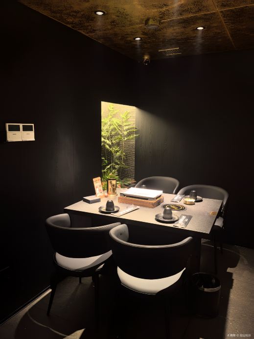 Gallery 4