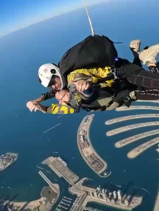 迪拜跳伞🪂