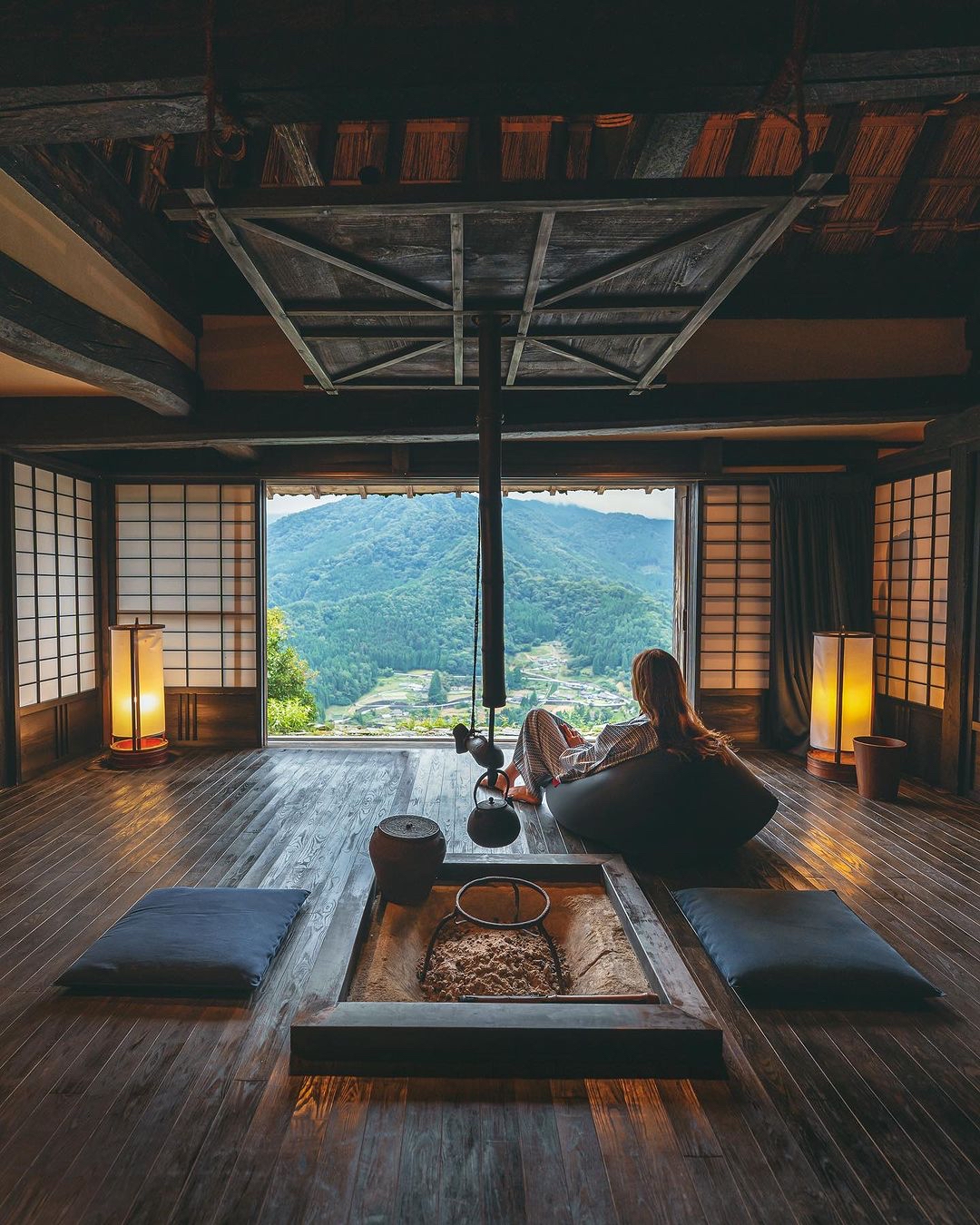 日本风情盛宴！探索日式旅馆的奇妙之旅！🏯🌸