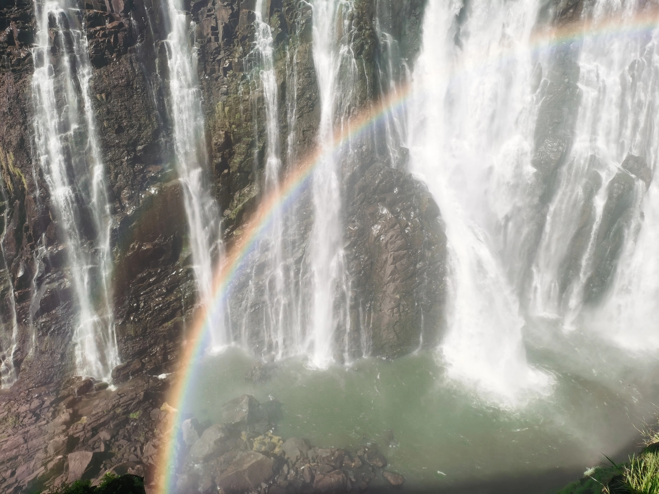 看到了维多利亚瀑布的彩虹🌈太幸运了！！！