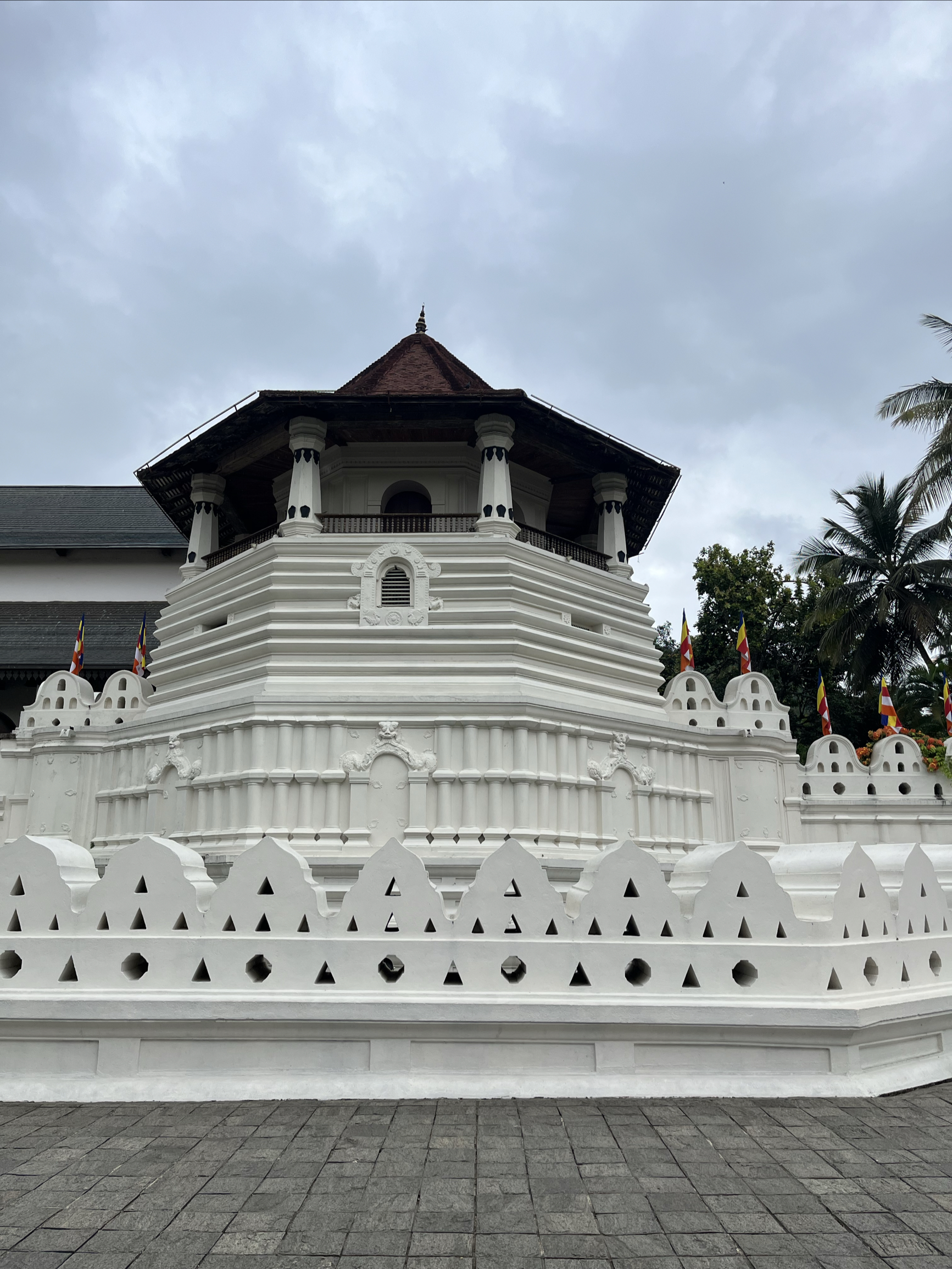 斯里兰卡奇妙之旅第二站佛牙寺