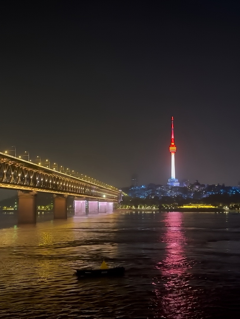 武汉十大夜景之一｜武汉长江大桥