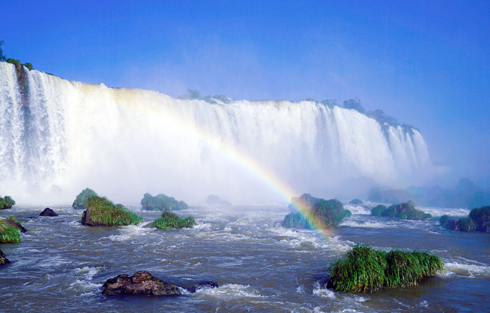 令人震撼的伊瓜苏公园大瀑布!