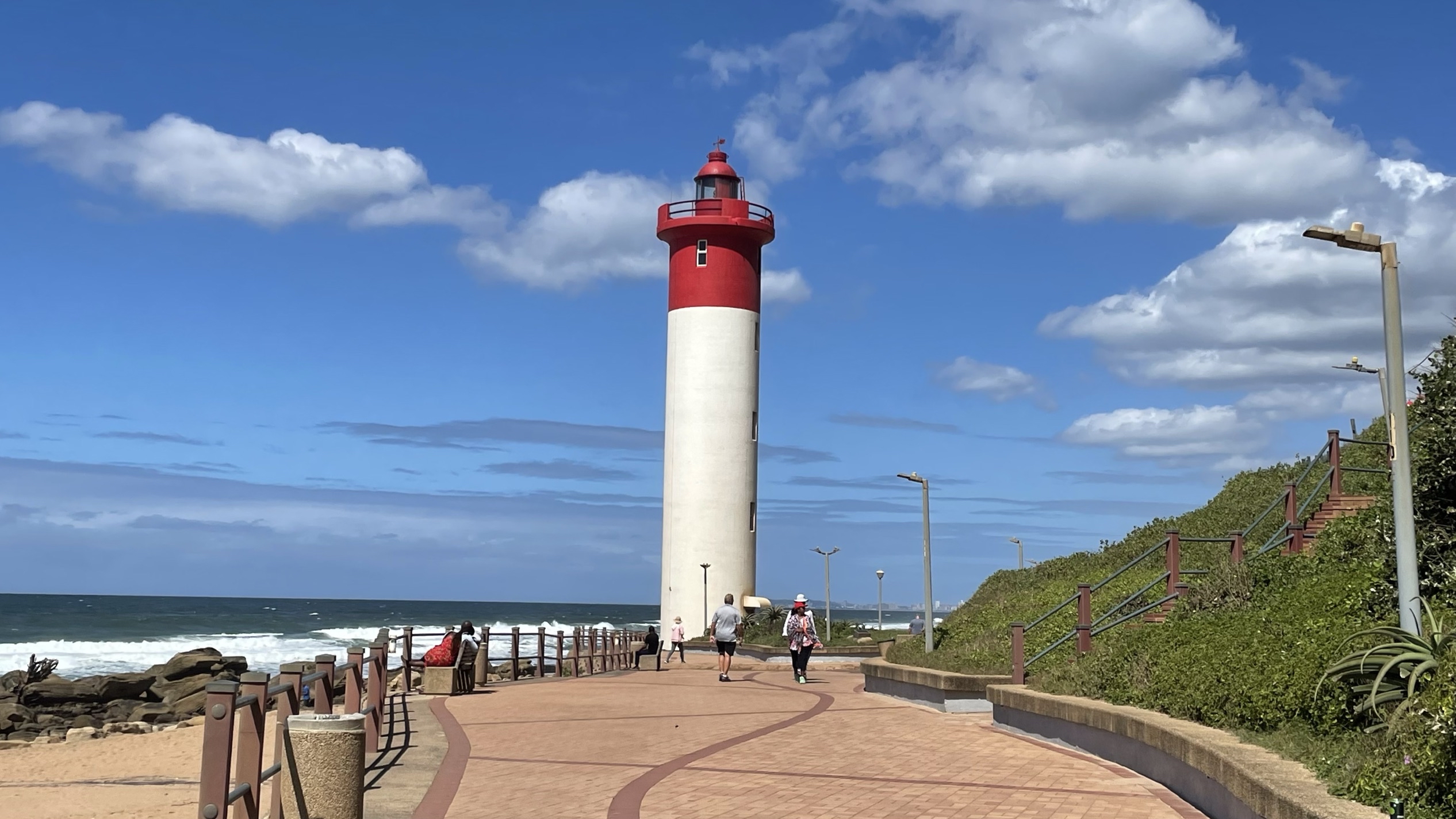 南非Umhlanga，比Durban安全多了，海边度假区更是热闹。 #南非旅行