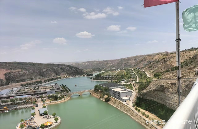 湾,何必下江南天然氧吧"感受大自然的美丽和宁静,_神木碧麟湾景区玩法