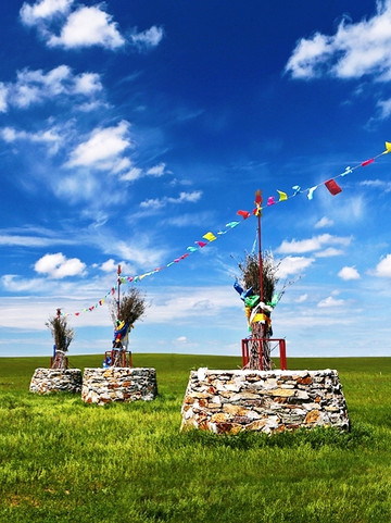 巴尔虎蒙古部落景区可以亲身体验蒙古生活,了解蒙古族生活习惯和传统