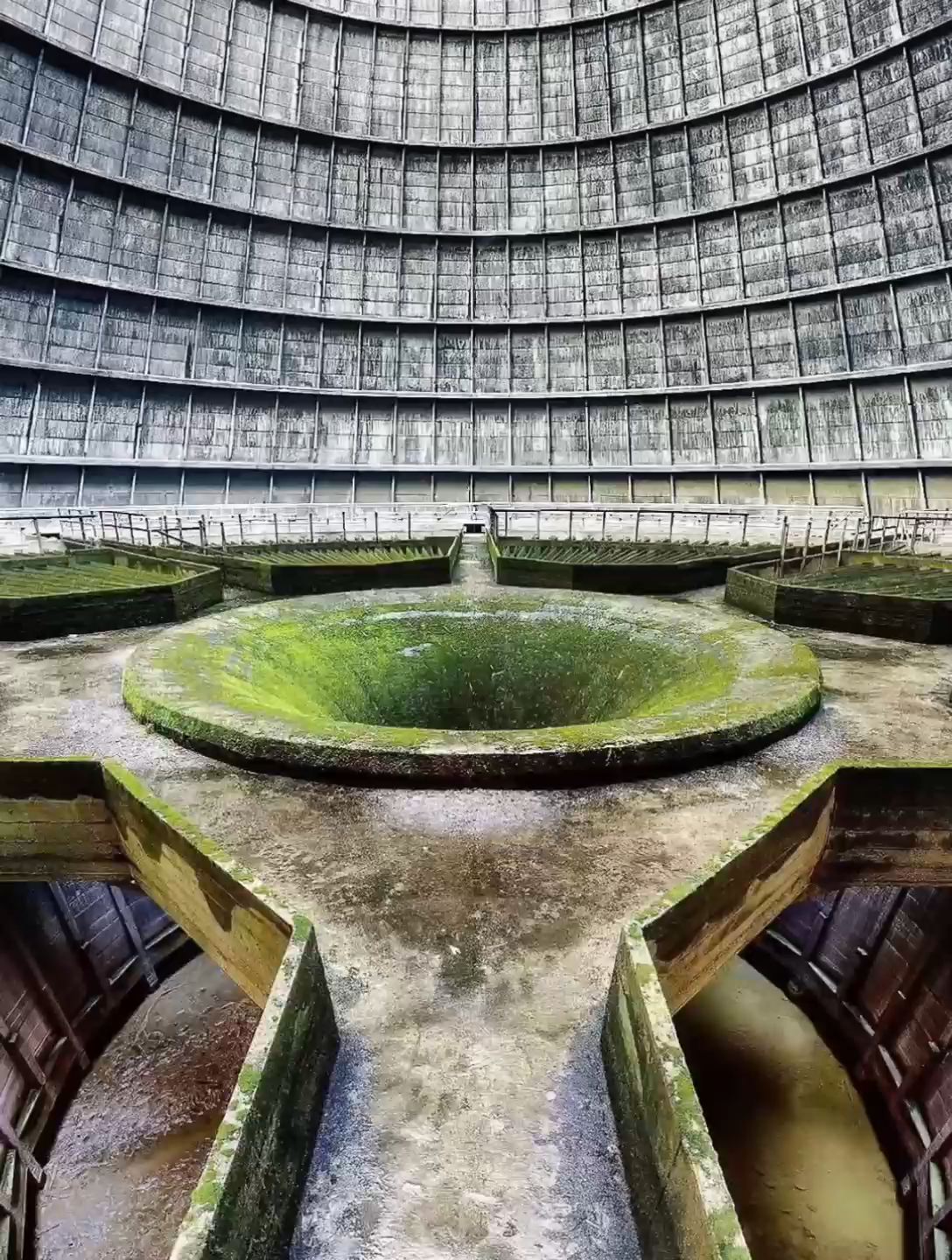 🇧🇪藏匿在比利时小镇的科幻感废弃核电站|||