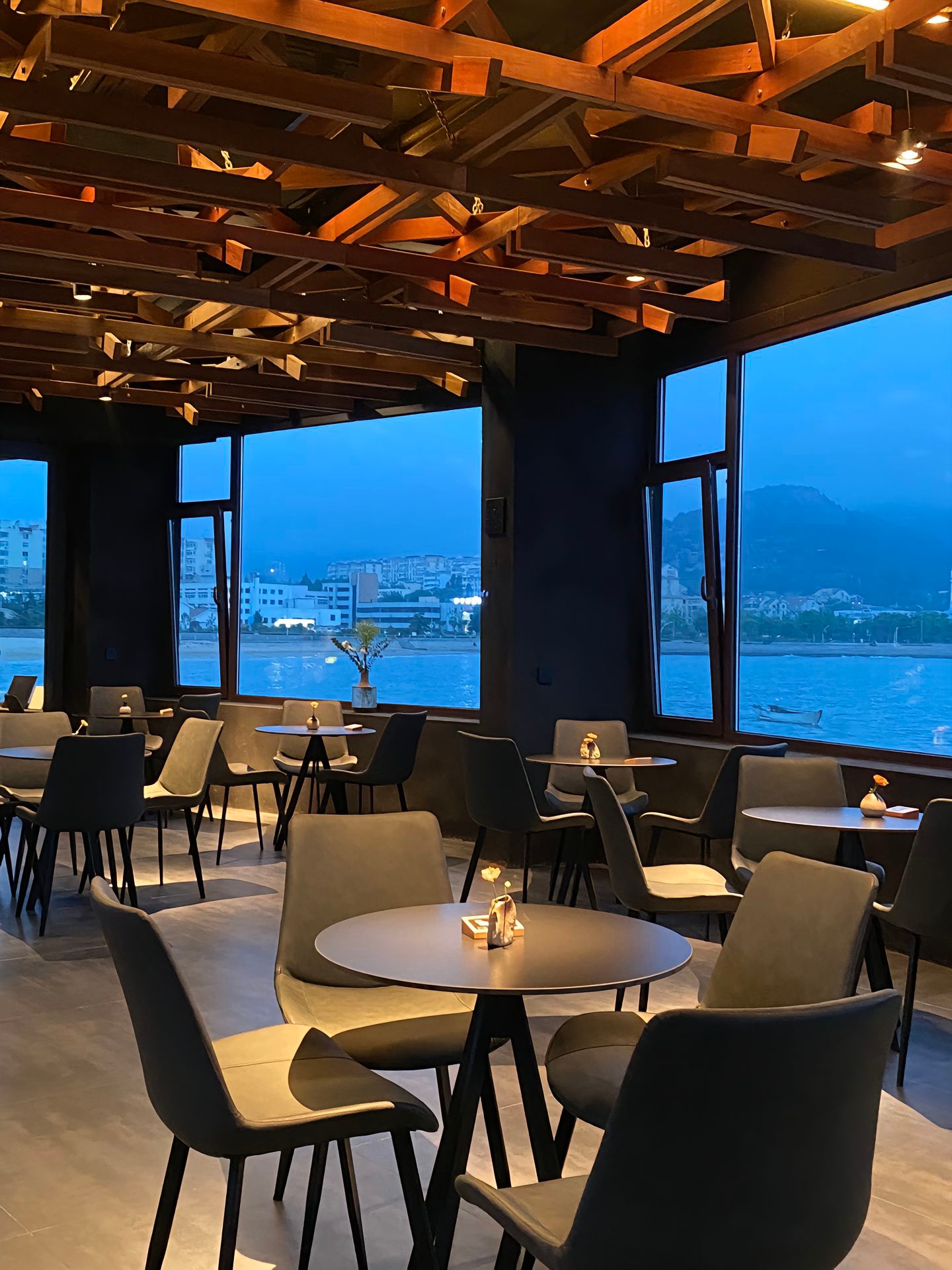 北崖BAYARD(沙子口店)