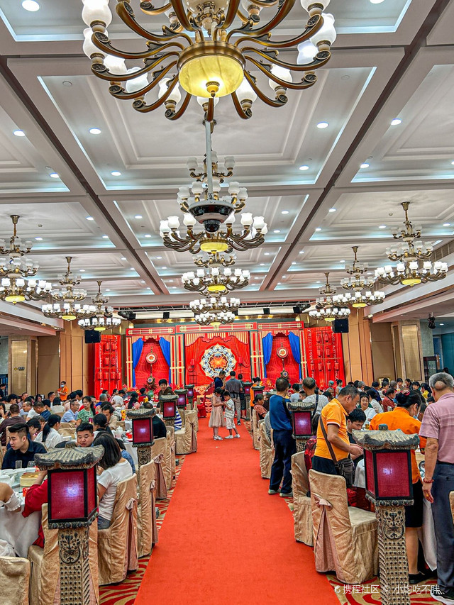 拔草广州餐厅_华丽宫大酒楼之行