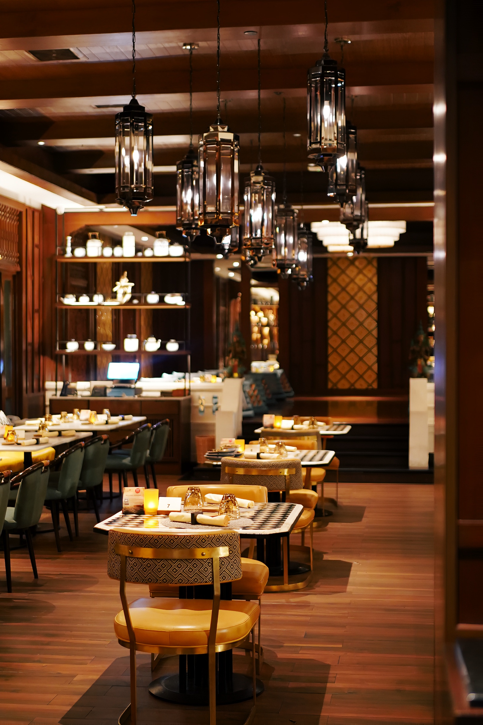 Waterfront Khao Lak International Dining餐厅图片