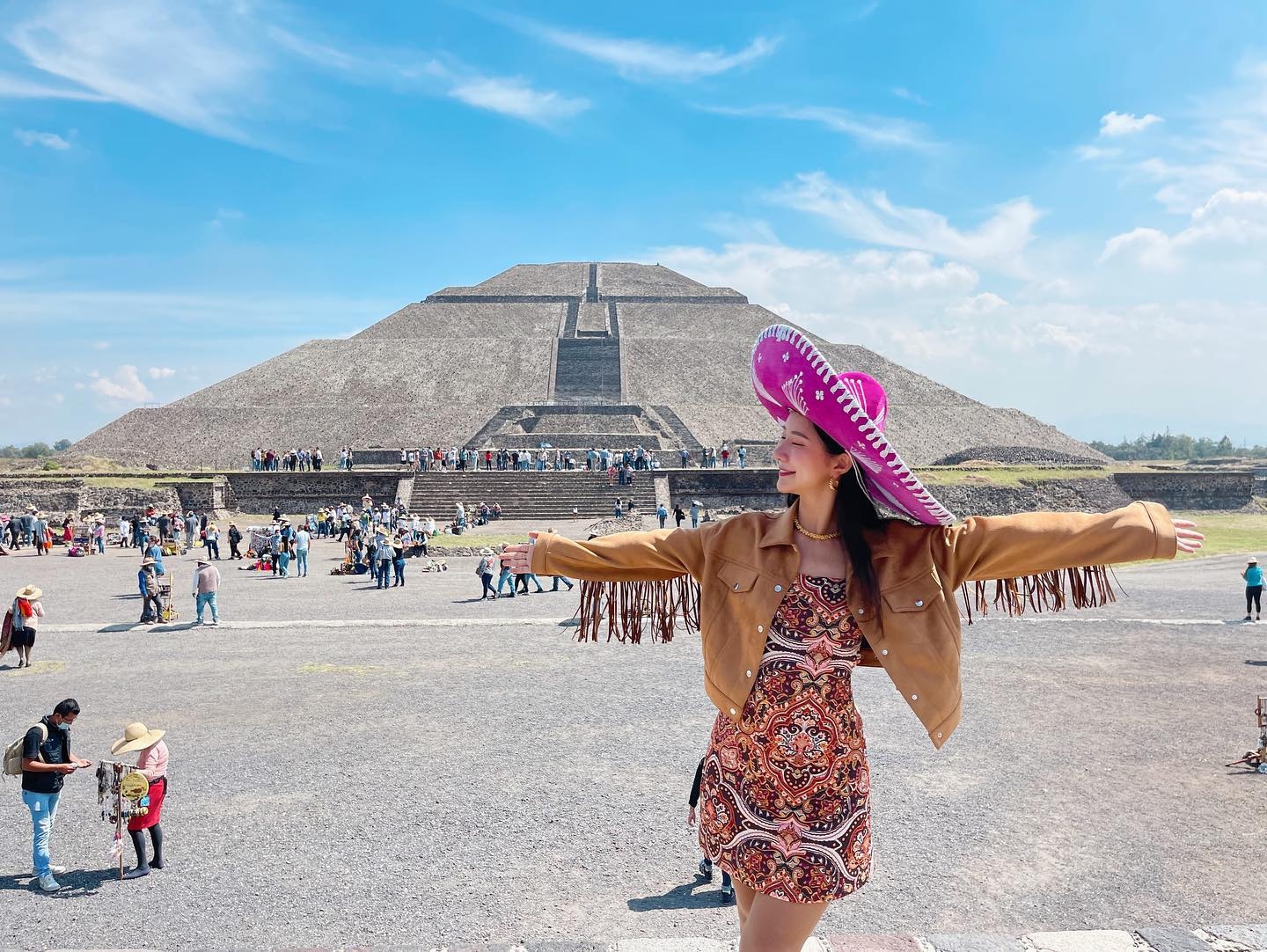 探索墨西哥太阳金字塔：穿越古老文明的时间隧道！完美旅行攻略！