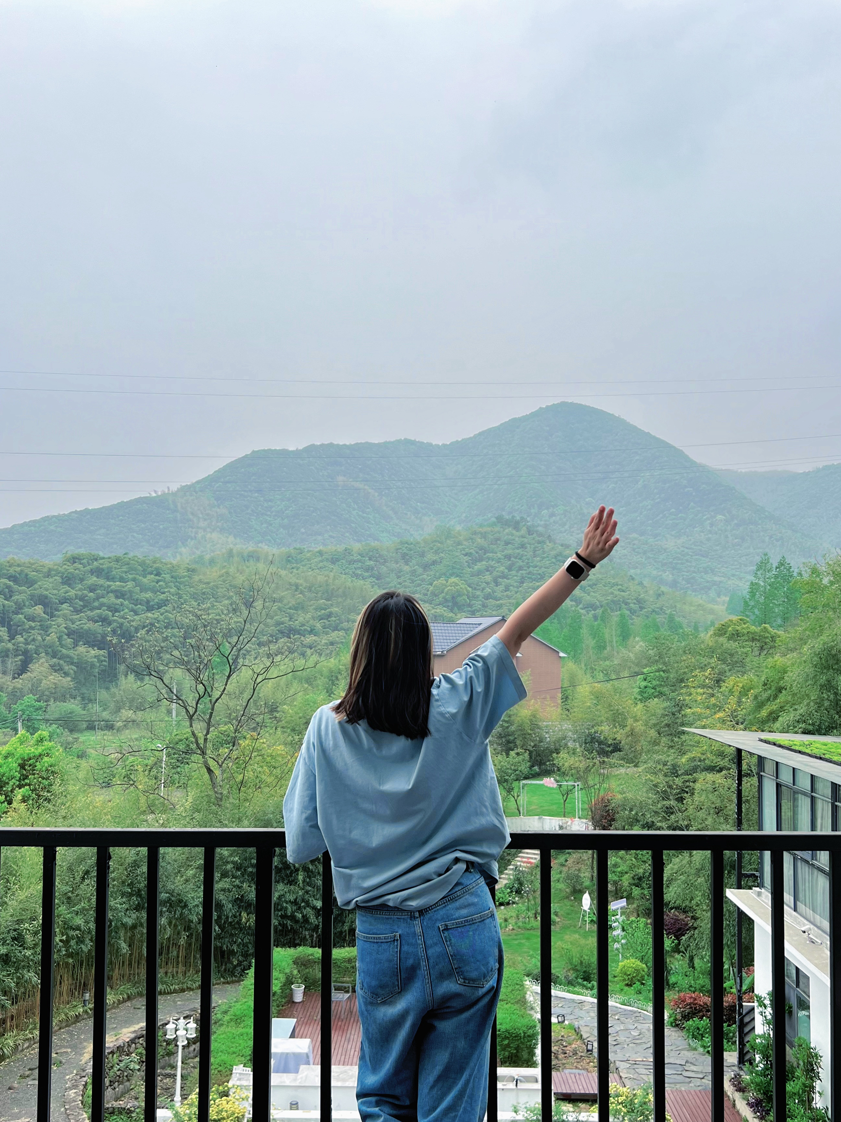 私藏秘境！莫干山这家民宿，开门就是绝美山景🌄