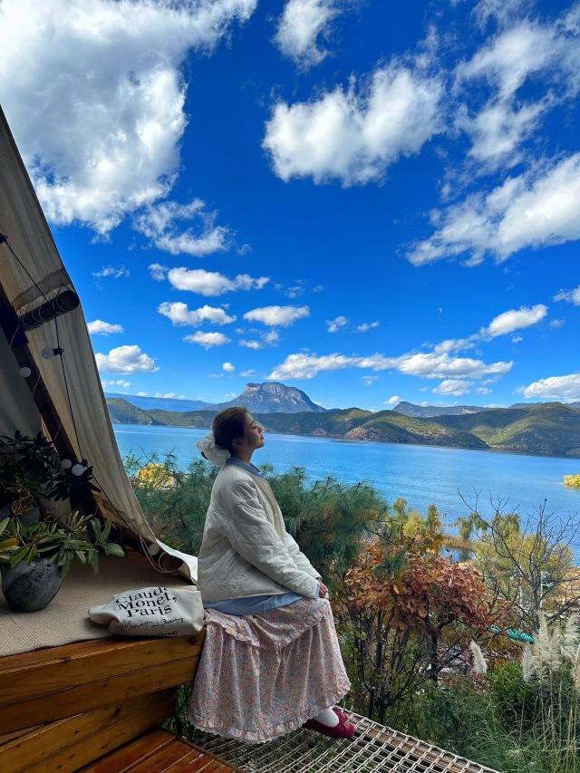 泸沽湖TORRE DE MARFIL汀下岛