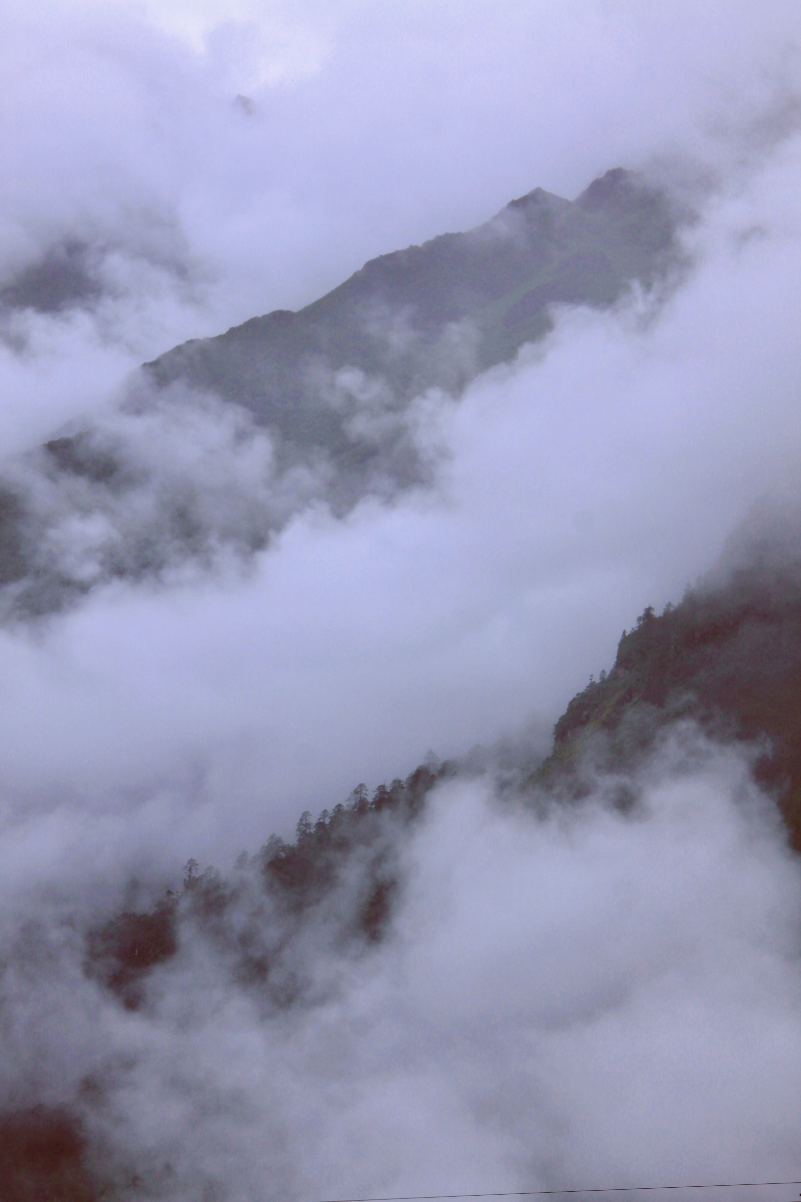 川西的灿烂烟云，翻云覆雨都是故事