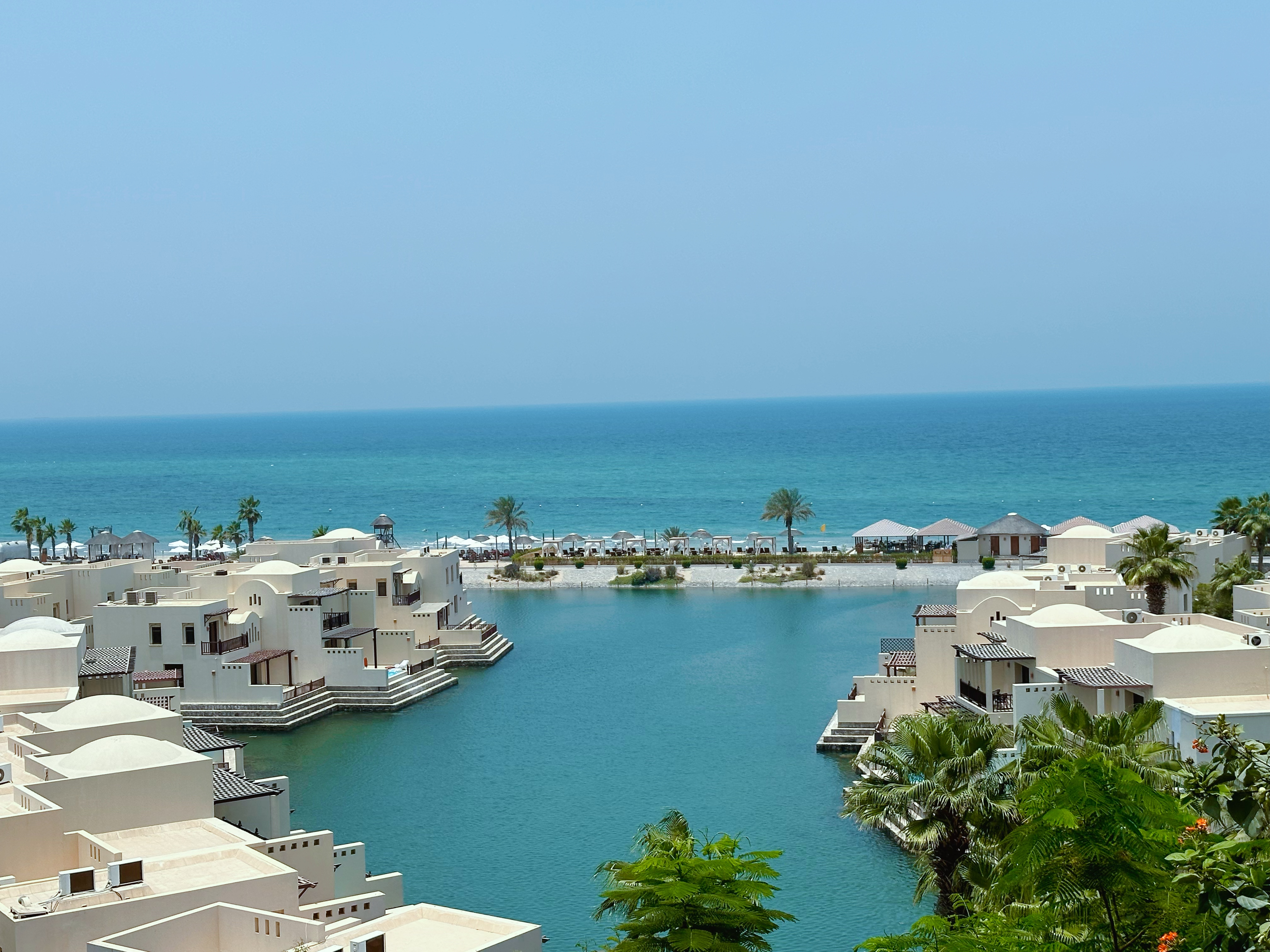 UAE版的圣托里尼———拉斯海马度假村