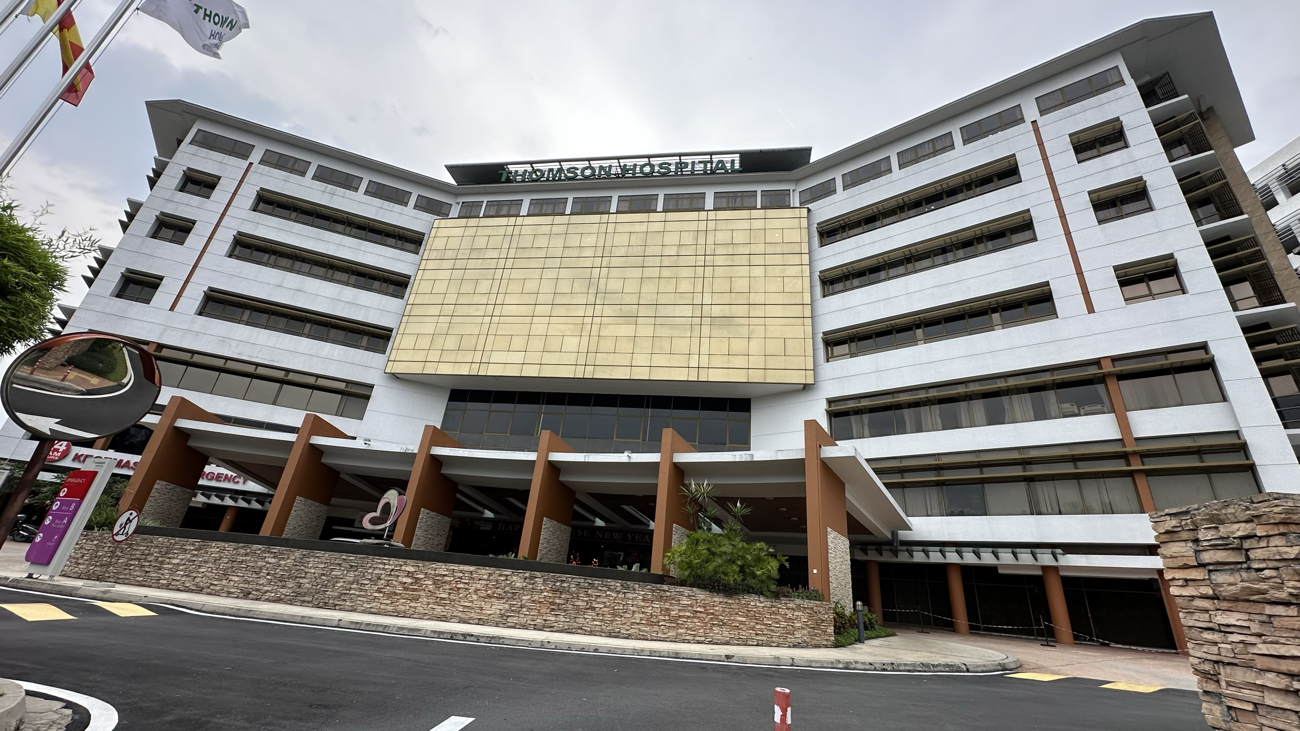 马来西亚哥打白沙罗医院，服务超级好，收费使宜。