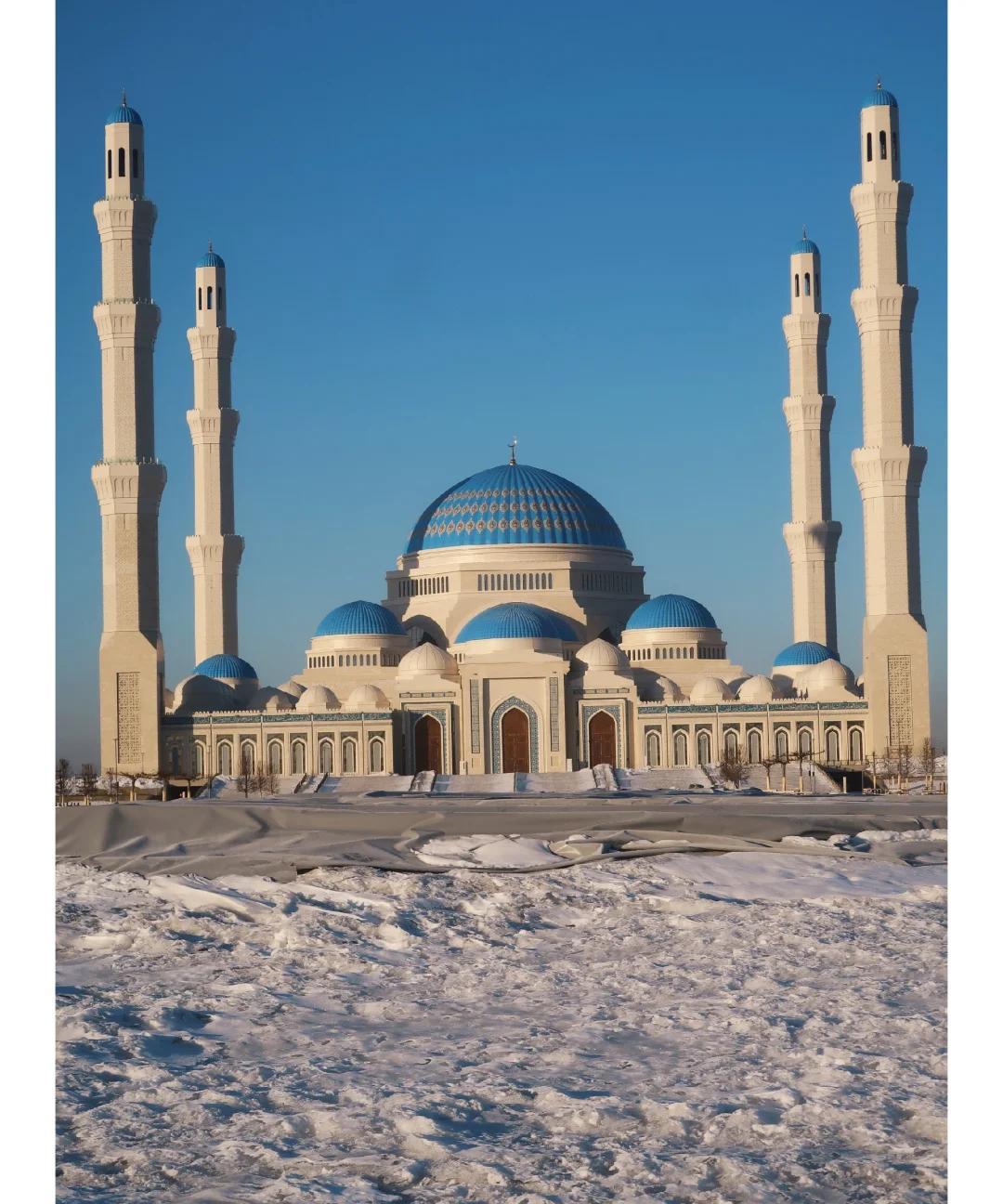 探寻哈萨克斯坦之美：阿斯塔纳大寺