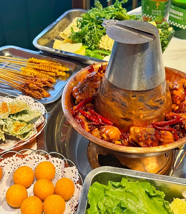 小V家秘制火锅鸡(宏祥路店)