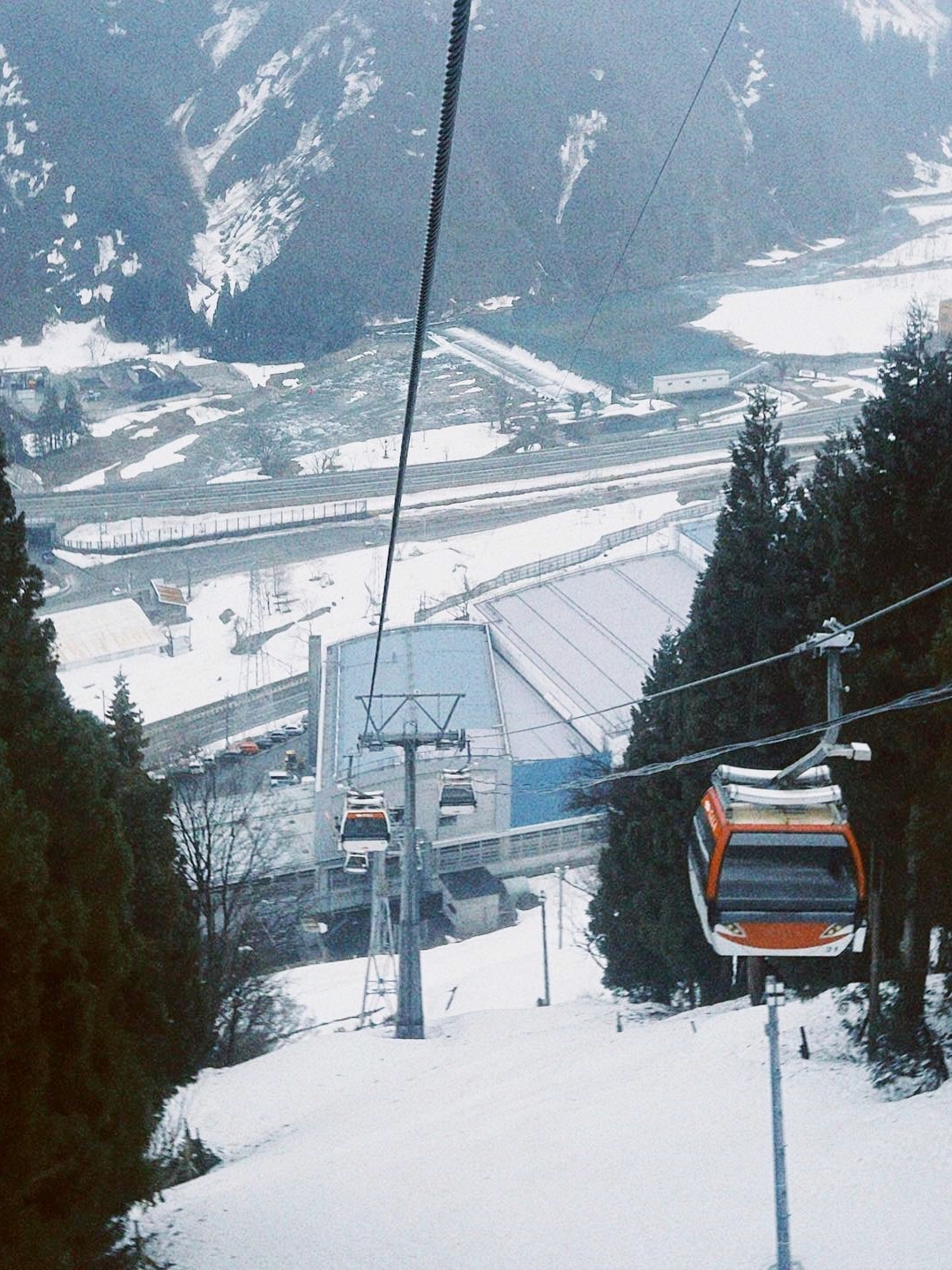 冬天来GALA汤泽滑雪场滑雪吧