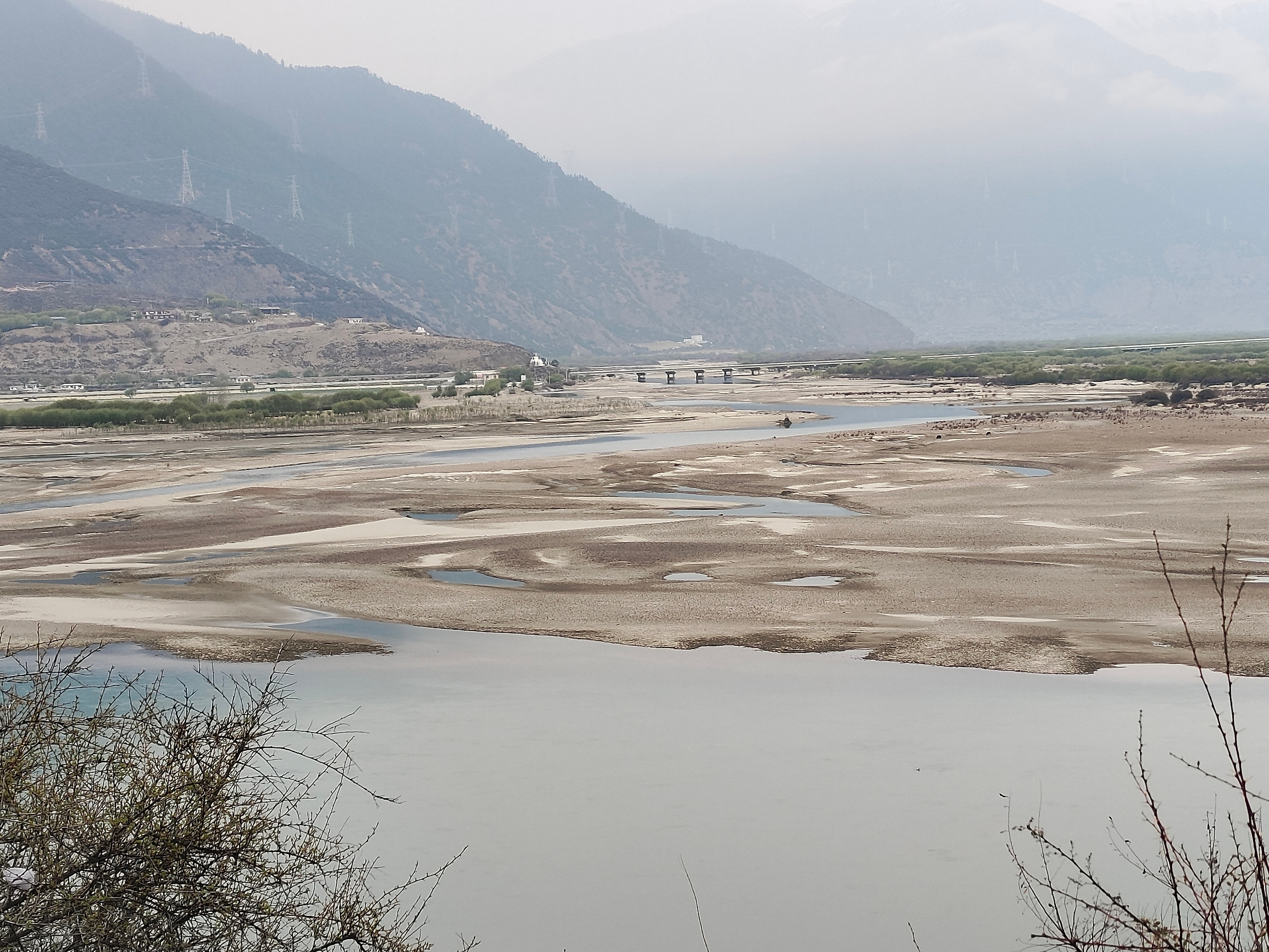 寻梦西藏（二十）:雅尼湿地旁小憩
